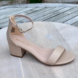 Madden Girl Ileana Womens Sandals Size 6 Beige Paris Block Heel Buckle Shoes New